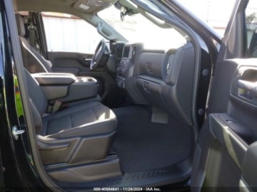 Chevrolet Silverado II 2023 Chevrolet Silverado 2023r., 4x4, 5.3L 5.3 Benzyna 355KM, zdjęcie 8