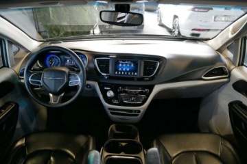 Chrysler Pacifica II 2020 Chrysler Pacifica Touring L 3.6L Pentastar V6 287KM StowN Go S Kamera 7os, zdjęcie 15