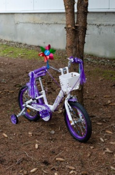 Детский велосипед Formula CHERRY с колесами 16 дюймов.