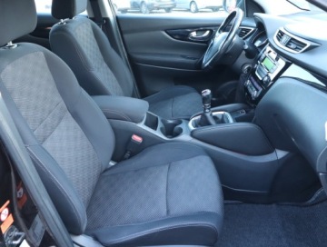 Nissan Qashqai II Crossover 1.2 DIG-T 115KM 2015 Nissan Qashqai 1.2 DIG-T, Salon Polska, Klima, zdjęcie 8