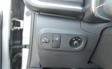 Citroen C3 III Hatchback 1.2 PureTech 82KM 2017 Citroen C3 1.2 Benzyna 82KM, zdjęcie 17