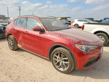 Alfa Romeo Stelvio SUV 2.0 Turbo 280KM 2018 Alfa Romeo Stelvio TI Sport 2018 2.0 Benzyna 280KM, zdjęcie 4