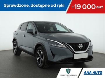 Nissan Qashqai III Crossover 1.3 DIG-T MHEV 158KM 2022 Nissan Qashqai 1.3 DIG-T, Salon Polska