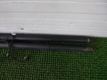 CLA W117 KOMBI SHOOTING VZPĚRA/TLAKOVAČ KRYT PRAVÝ LEVÝ