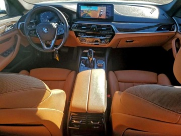 BMW Seria 5 G30-G31 2021 BMW Seria 5 530xi 2021 2.0l 2.0 Benzyna 248KM, zdjęcie 8