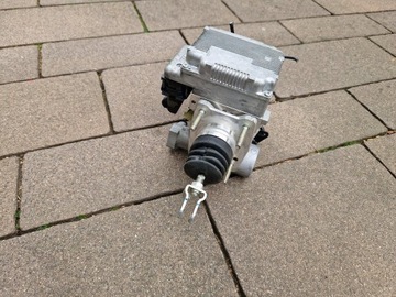 YARIS III ГИБРИДНЫЙ НАСОС ABS 47210-52370 47270-47030 BDB