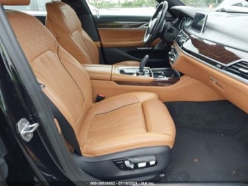 BMW Seria 7 G11-G12 2018 BMW Seria 7 2018 BMW 7 Series ALPINA B7 xDrive Sedan 4.4 Benzyna 600KM, zdjęcie 4