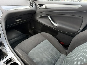 Ford Mondeo IV Kombi 2.0 Duratorq TDCi DPF 140KM 2014 Ford Mondeo 2.0 140KM TDCi, 2014 navi, climatronic, zdjęcie 15