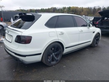 Bentley Bentayga 2018 Bentley Bentayga W12 2018 6.8 Benzyna 608KM, zdjęcie 4