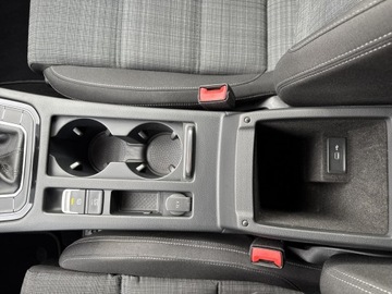 Volkswagen Passat B8 Variant Facelifting 2.0 TDI SCR 150KM 2021 Volkswagen Passat Variant Business 2.0 TDI SCR 150, zdjęcie 36