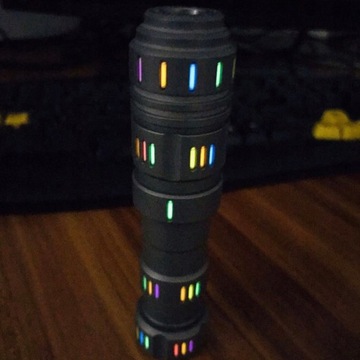 Светящийся стержень Это не светящийся стержень из газообразного трития.