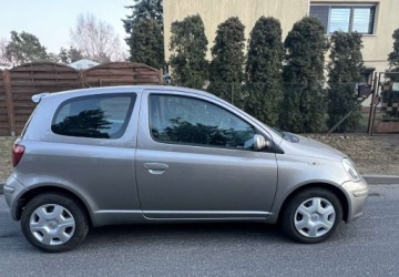 Toyota Yaris I 1.3 i 16V 86KM 2003 Toyota Yaris Toyota Yaris I Toyota Yaris 1,3 1.3 Benzyna 87KM, zdjęcie 4