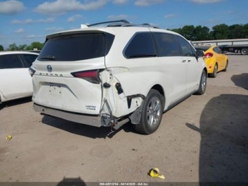 Toyota Sienna III 2021 Toyota Sienna Limited 2021 2.5l 2.5 Hybryda 189KM, zdjęcie 5