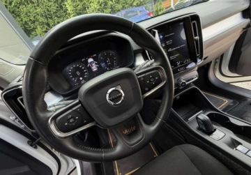 Volvo XC40 Crossover 2.0 D3 150KM 2018 Volvo XC 40 D3 150KM zarejestrowany automat GWARANCJA virtual cockpit, zdjęcie 17