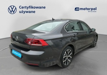 Volkswagen Passat B8 Limousine Facelifting 2.0 TSI 190KM 2021 Volkswagen Passat Business Pakiety, ACC, Ladowarka indukcyjna, GPS, ergoC, zdjęcie 11