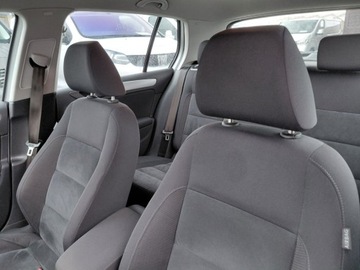 Volkswagen Golf VI Hatchback 5d 1.6 TDI-CR DPF BlueMotion 105KM 2011 Volkswagen Golf Klimatronik Podgrzewane fotele 2xPDC Sensor Alu 1.6 Diesel, zdjęcie 10