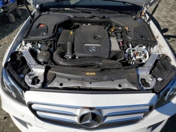 Mercedes Klasa E W213 2019 Mercedes-Benz Klasa E 2019 MERCEDES-BENZ E 300 4MATIC, silnik 2.0 L 2.0, zdjęcie 11