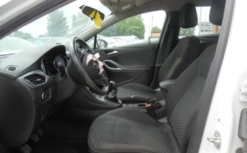 Opel Astra K Hatchback 5d 1.4 Turbo 125KM 2019 Opel Astra K 2019r, Salonowa, 1.4 Benzyna, Uszkodzony przod. VAT 23 1.4, zdjęcie 7