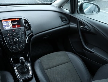 Opel Astra J Sports Tourer Facelifting 1.6 CDTI  136KM 2015 Opel Astra 1.6 CDTI, Salon Polska, Serwis ASO, zdjęcie 7