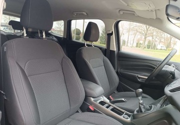 Ford Kuga II SUV Facelifting 1.5 EcoBoost 120KM 2017 Ford Kuga Przebieg 51.000 km - silnik 1,5 - 120 KM 1.5 Benzyna 120KM, zdjęcie 15