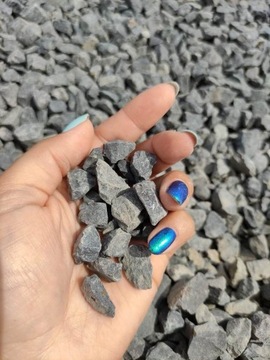 Крошка базальтовая черная 8/16 25 кг.