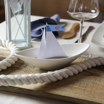 Салатница глубокая фарфоровая тарелка-лодочка Altom Design Regular 19 см