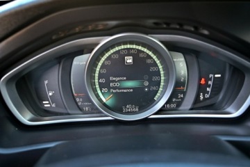 Volvo V40 II Hatchback Facelifting 2.0 D2 120KM 2016 Volvo V40 Iscription LiFT Full Led Digital Skóra, zdjęcie 23