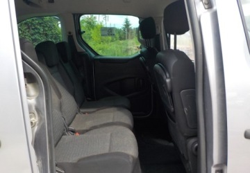 Citroen Berlingo III Osobowy M 1.2 PureTech 110KM 2018 Citroen Berlingo Okazja 1.2 Benzyna 110KM, zdjęcie 20