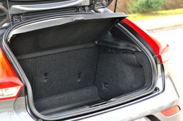 Volvo V40 II Hatchback 1.6 D2 115KM 2012 Volvo V40 1,6 HDi 115Km Ledy Digital Navi City, zdjęcie 16