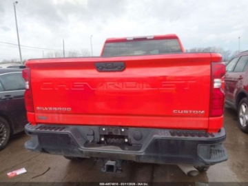 Chevrolet Silverado II 2023 Chevrolet Silverado 2500HD Standard Bed Custom 2023 6.6 Benzyna 401KM, zdjęcie 4