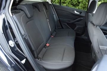 Ford Focus III Sedan Facelifting 1.0 EcoBoost 125KM 2018 Titanium* Navi* Alufelgi* Radar* Asystent* Car Play* Gwarancja* BLACK WEEK, zdjęcie 26