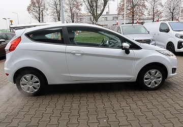 Ford Fiesta VII Hatchback 3d Facelifting 1.0 EcoBoost 100KM 2017 Ford Fiesta 1,0 turbo (100KM) klima, pdc, komputer Benzyna 100KM, zdjęcie 6
