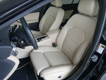 Mercedes GLA I Off-Roader Facelifting 2.0 250 211KM 2019 Mercedes GLA 250 2.0 Ben.210KM/4-Matic/Panorama, zdjęcie 12