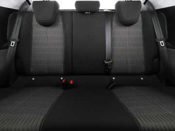 Opel Corsa F Hatchback 5d 1.2 75KM 2022 Opel Corsa Navi Czujniki parkowania Klimatyzacja, zdjęcie 17