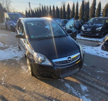 Opel Zafira B 1.8 ECOTEC 140KM 2009 Opel Zafira Opel Zafira 1,8 Cosmo Super Stan - serwisowany 1.8 Benzyna