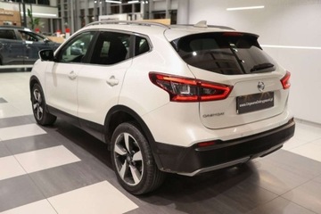 Nissan Qashqai II Crossover Facelifting 1.3 DIG-T  160KM 2019 Nissan Qashqai 1.3 DIG-T N-Connecta DCT 1.3 Benzyna 160KM, zdjęcie 3