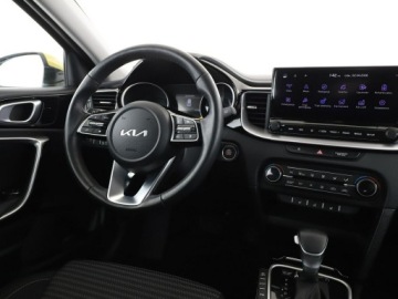 Kia XCeed PHEV Facelifting 1.6 GDi Plug-In 141KM 2023 Kia XCeed PHEV automat navi kamera grzane fotele, zdjęcie 15