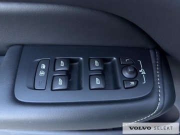 Volvo XC60 II 2025 Volvo XC 60 XC60 B5 B AWD Ultra Dark aut, Pakiet C, zdjęcie 26