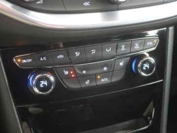 Opel Astra K Sports Tourer 1.6 CDTI 160KM 2016 Opel Astra 1.6 BiCDTI, Navi, Klima, Klimatronic, zdjęcie 11