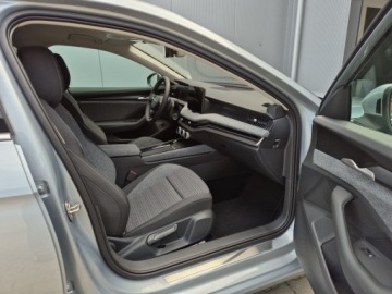 Skoda Superb III Liftback Facelifting 1.5 TSI 150KM 2026 Skoda Superb Drive 1.5 TSI DSG Auto z placu, zdjęcie 14