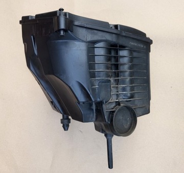 OBUDOWA FILTRA POWIETRZA AUDI A4 B9 A5 8W F5 2.0 TDI OE EU 8W0133835P
