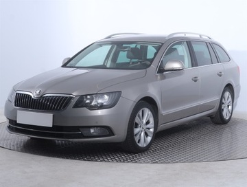 Skoda Superb II Outdoor 2.0 TDI CR DPF 170KM 2014 Skoda Superb 2.0 TDI, Serwis ASO, 167 KM, Skóra, zdjęcie 1