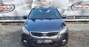 Kia Ceed I SW Facelifting 1.6 DOHC CVVT 126KM 2010 Kia Ceed 1.6 125 KM bezwypadkowa klimatronic szyberdach 1.6 Benzyna 125KM, zdjęcie 1