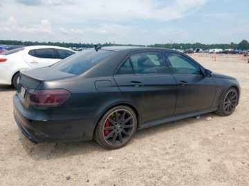 Mercedes Klasa E W212 2014 Mercedes-Benz Klasa E 63 amg-s, 2014r., 4x4, 5.5L 5.5 Benzyna 577KM, zdjęcie 3