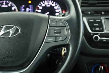 Hyundai i20 II Hatchback 5d 1.0 T-GDI 100KM 2016 Hyundai i20 1.0 T-GDI, Salon Polska, Klima, zdjęcie 13