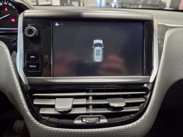 Peugeot 2008 I SUV Facelifting 1.2 PureTech 110KM 2018 Peugeot 2008 1.2 Pure Tech 110KM Allure EAT6 SalonPL Gwarancja Dealer 1.2, zdjęcie 17