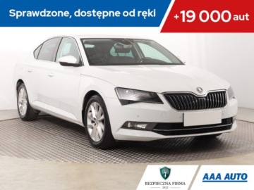 Skoda Superb III Liftback 1.8 TSI 180KM 2016 Skoda Superb 1.8 TSI, Salon Polska, Serwis ASO