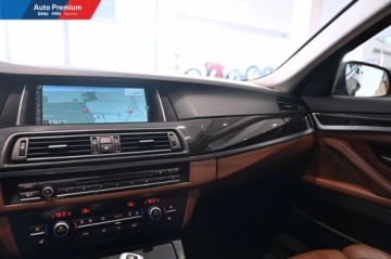 BMW Seria 5 F10-F11 Limuzyna 520d 184KM 2014 BMW Seria 5 520dLED Fog LightsFotel SportowyHak Holowniczy 2.0 Diesel, zdjęcie 6