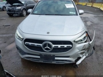 Mercedes GLA II 2021 Mercedes-Benz GLA 2021 r.,2,0L 250 4 MATIC 2.0 Benzyna 221KM, zdjęcie 1