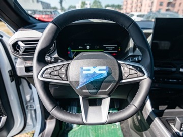 Dacia Bigster 1.8 Hybrid 156KM 2025 Od ręki - Journey 1.8 Full Hybrid 155KM / Pakiet Parking, Zimowy Plus, zdjęcie 7